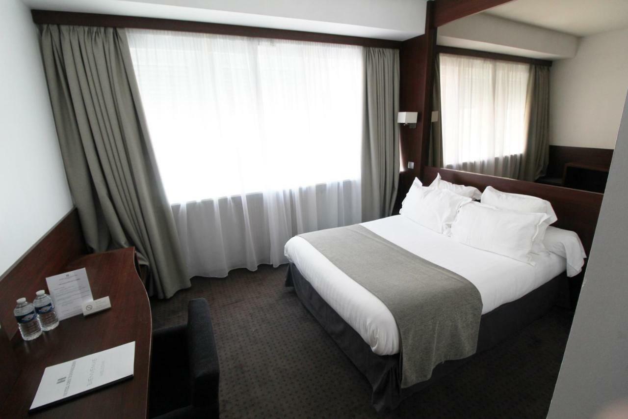 Double Room Shower